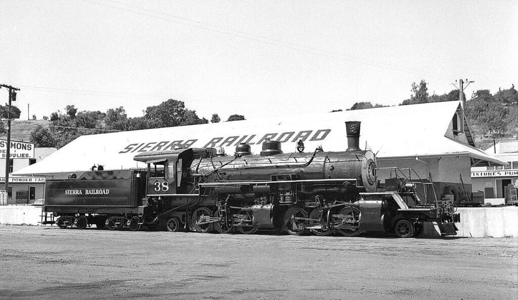 Sierra Railroad,’s 2-6-6-2 #38
